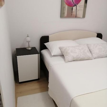 Apartments Vujic Hoek van Holland Ngoại thất bức ảnh